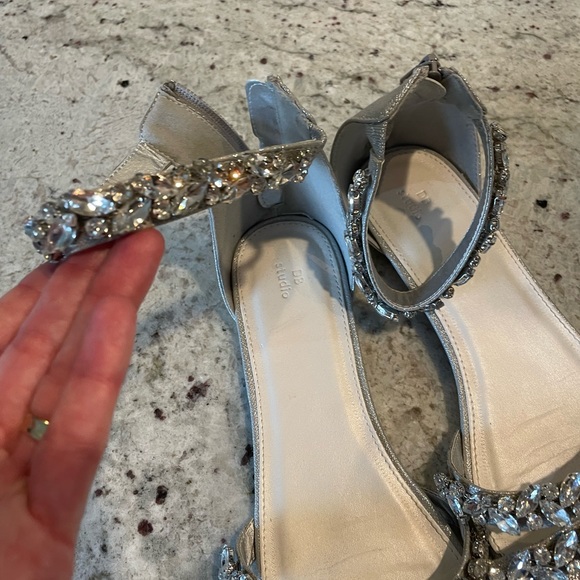 Jewelled sandals - Picture 2 of 5